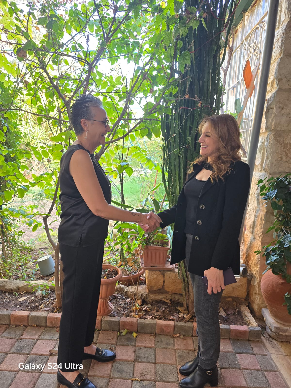 fe4a3a52-b8e9-4568-bc5a-9a49845ab03f