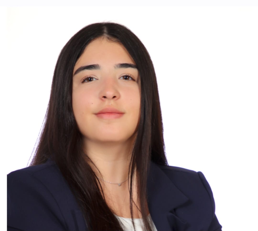 d3adfd20-b1d7-4a1e-b175-2455747a92c3