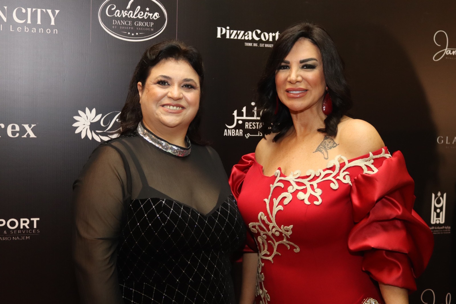 1e433aa4-548a-4fab-8ccc-7231a8cc9532